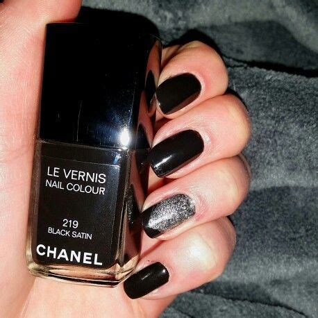 chanel black satin nagellack|chanel nail polish horizon line.